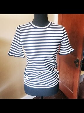 Ann Taylor Navy and White Wave Ruffle Sleeve Sweater Tee